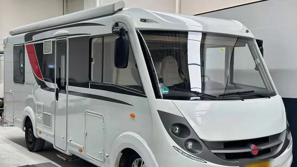 Bürstner Aviano i 700 integraal camper