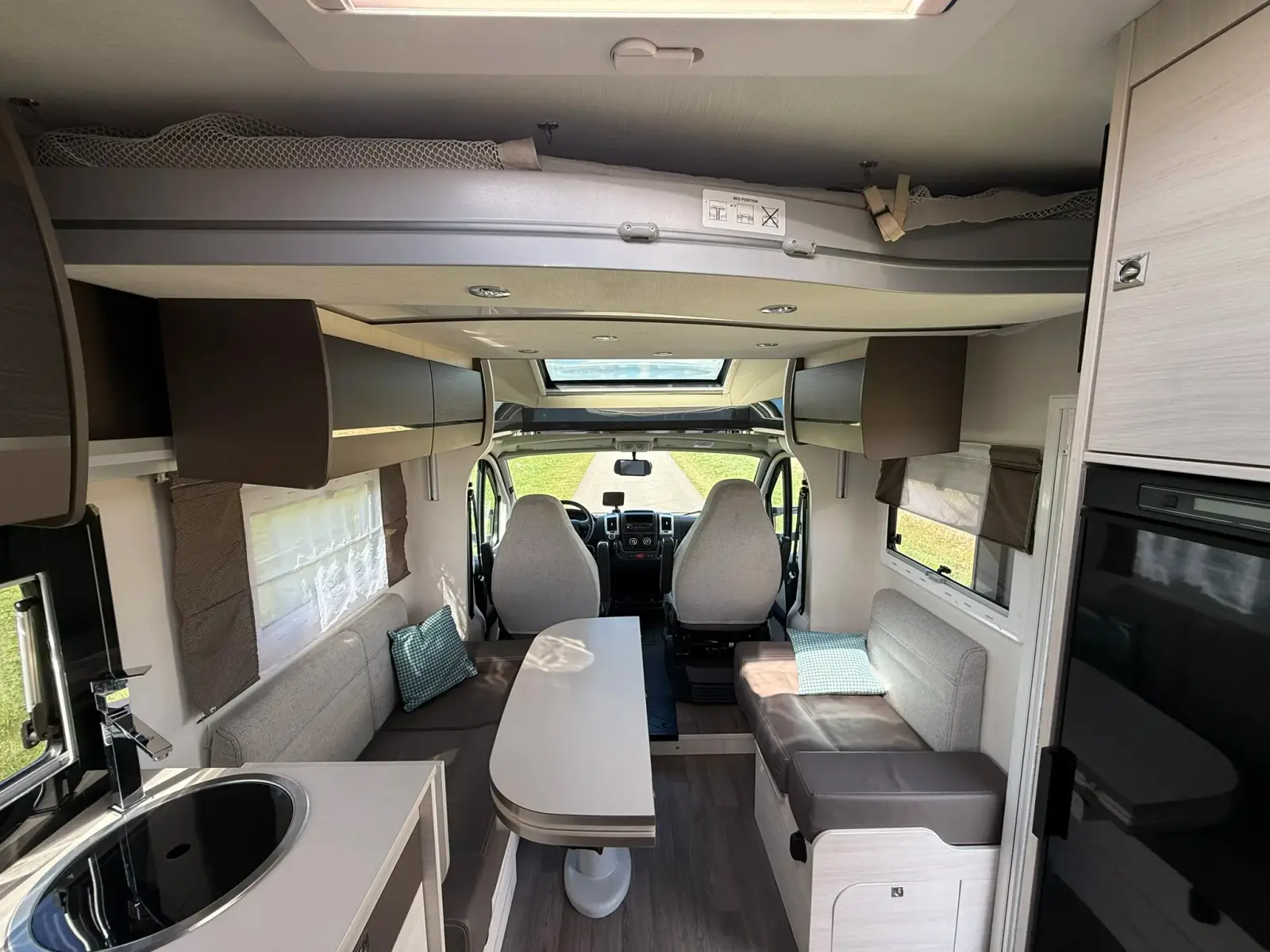Chausson Welcome 747 interieur